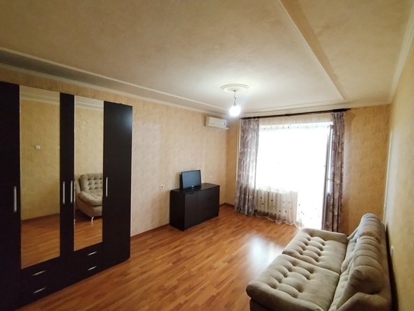 
  Продается 1-комн. квартира, 38 м², Стабильная ул, д. 17/1
. Фото 1.