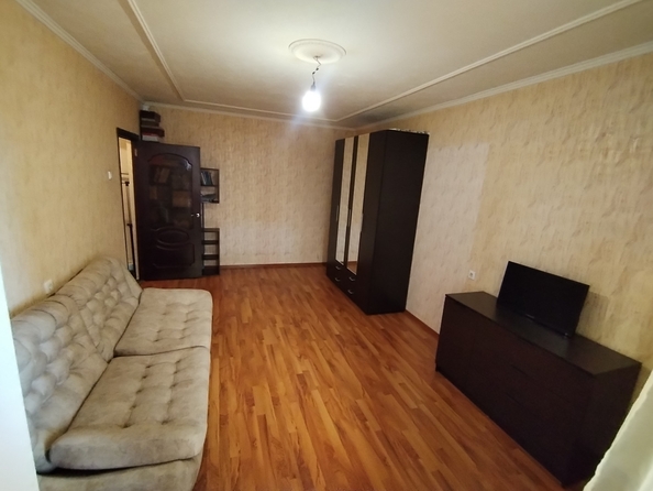 
  Продается 1-комн. квартира, 38 м², Стабильная ул, д. 17/1
. Фото 2.