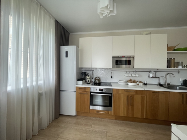 
  Продается 2-комн. квартира, 46 м², 2-я Володарского ул, д. 166
. Фото 2.