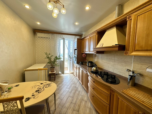 
  Продается 2-комн. квартира, 66 м², Матросова ул, д. 35
. Фото 1.