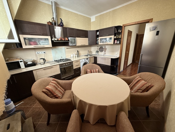 
  Продается 3-комн. квартира, 85 м², Малиновского ул, д. 70
. Фото 1.