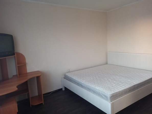 
  Продается 1-комн. квартира, 26 м², Малиновского ул, д. 36
. Фото 2.