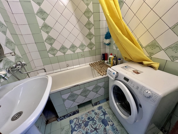 
  Продается 3-комн. квартира, 65 м², Садовая ул, д. 14
. Фото 8.