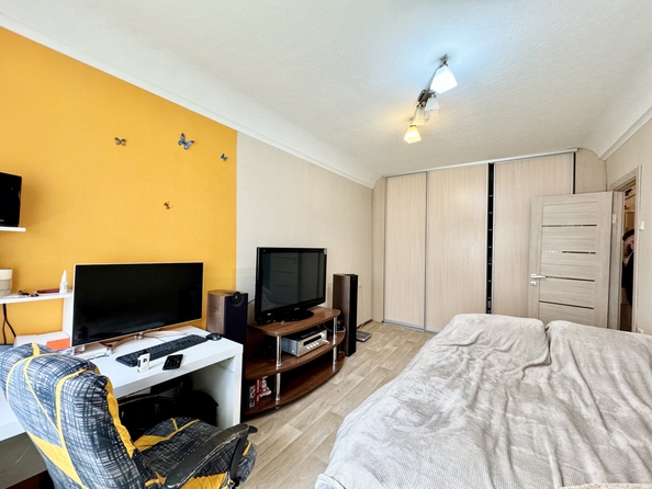 
  Продается 2-комн. квартира, 45 м², 40-летия Победы пр-кт, д. 73
. Фото 4.