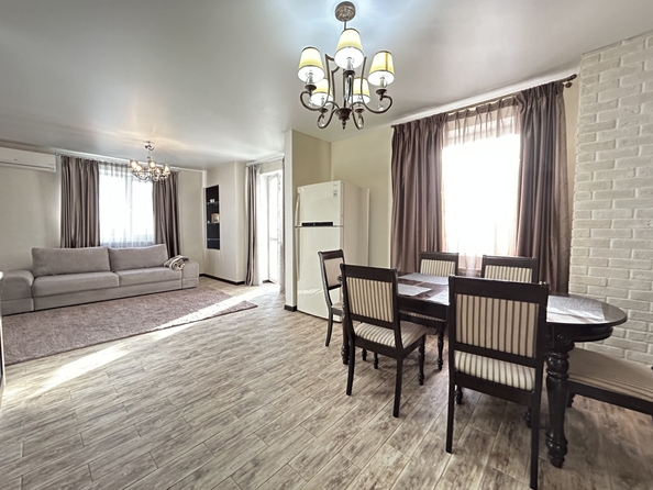 
  Продается 2-комн. квартира, 86 м², 20-я улица ул, д. 43
. Фото 14.