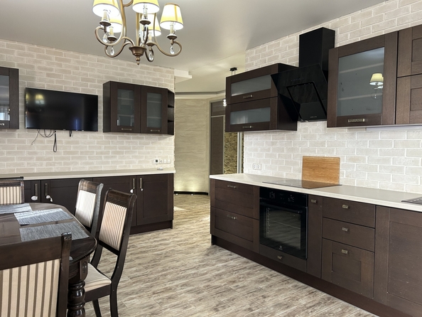 
  Продается 2-комн. квартира, 86 м², 20-я улица ул, д. 43
. Фото 21.