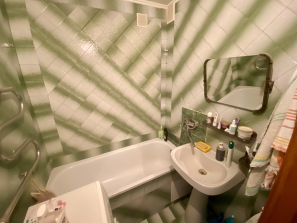 
  Продается 3-комн. квартира, 70 м², 40-летия Победы пр-кт, д. 37
. Фото 9.