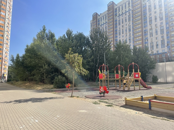 
  Продается 2-комн. квартира, 57 м², Скачкова ул, д. 64
. Фото 19.