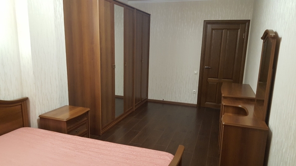 
  Продается 3-комн. квартира, 90 м², Малиновского ул, д. 66
. Фото 3.