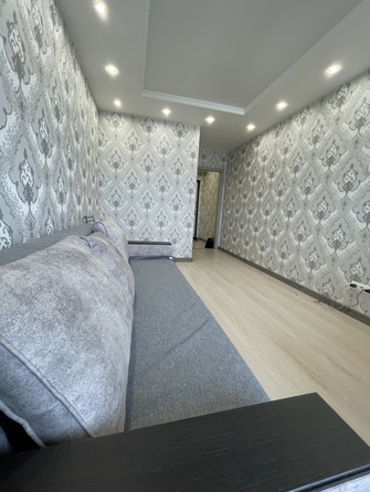 
  Продается 1-комн. квартира, 42 м², Комарова б-р, д. 18
. Фото 14.