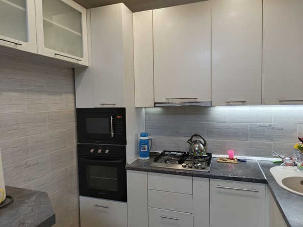 
  Продается 3-комн. квартира, 68.1 м², Туроверова пер, д. 1/14
. Фото 1.