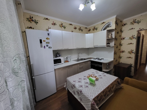 
  Продается 2-комн. квартира, 75 м², Извилистая ул, д. 21
. Фото 2.