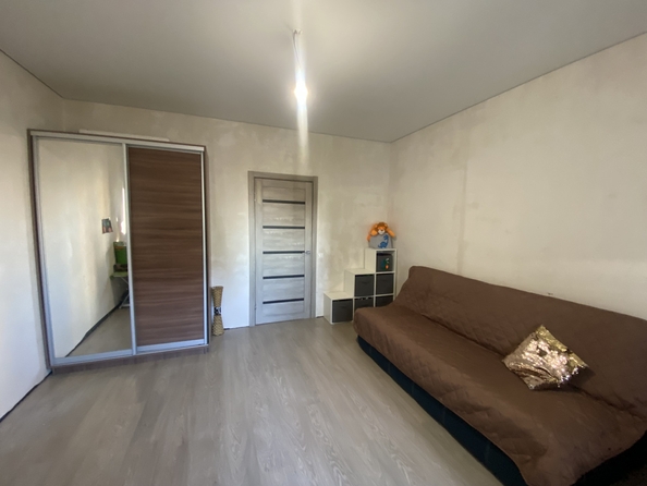 
  Продается 3-комн. квартира, 74 м², Ткачева ул, д. 25
. Фото 1.