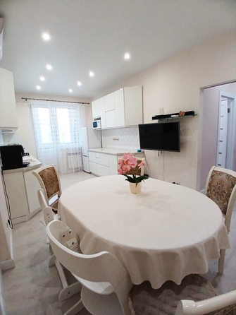 
  Продается 2-комн. квартира, 64 м², Матросова ул, д. 35
. Фото 4.