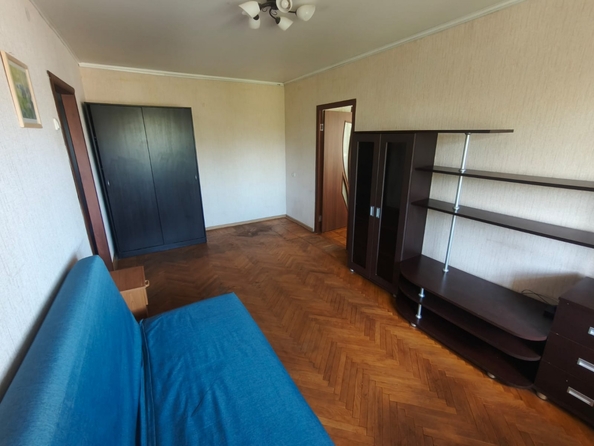 
  Продается 2-комн. квартира, 42.7 м², Ларина ул, д. 24
. Фото 2.