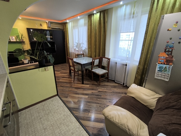 
  Продается 3-комн. квартира, 66.7 м², Таганрогская ул, д. 122
. Фото 8.