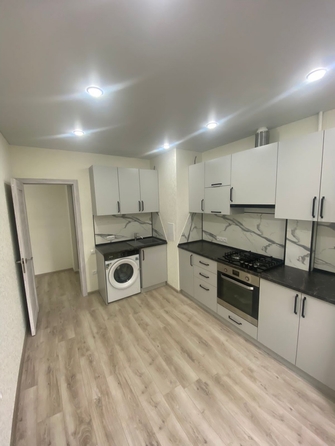 
  Продается 2-комн. квартира, 52 м², Королева пр-кт, д. 16
. Фото 1.