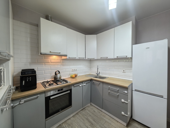 
  Продается 2-комн. квартира, 44 м², Городовикова ул, д. 34
. Фото 3.