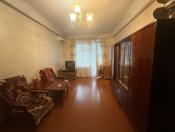 
  Продается 3-комн. квартира, 48 м², Малиновского ул, д. 10
. Фото 6.