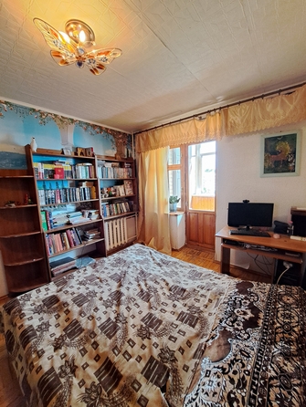 
  Продается 4-комн. квартира, 80 м², Краеведческая ул, д. 15
. Фото 8.