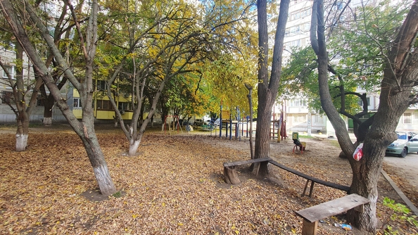 
  Продается 3-комн. квартира, 65 м², Малиновского ул, д. 76
. Фото 18.