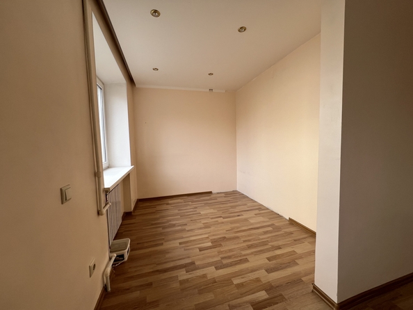 
  Продается 4-комн. квартира, 83 м², 40-летия Победы пр-кт, д. 37
. Фото 7.