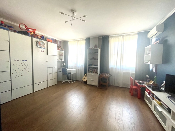 
  Продается 2-комн. квартира, 65 м², 2-я Володарского ул, д. 166/6
. Фото 20.