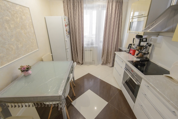 
  Продается 2-комн. квартира, 76 м², 40-летия Победы пр-кт, д. 85
. Фото 7.