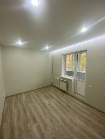 
  Продается 2-комн. квартира, 57 м², Королева пр-кт, д. 16
. Фото 7.