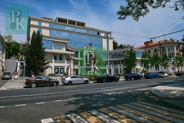
  Сдается универсальное помещение 235.8 м². Фото 1.