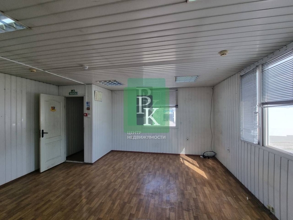 
  Сдается офис 38 м². Фото 2.