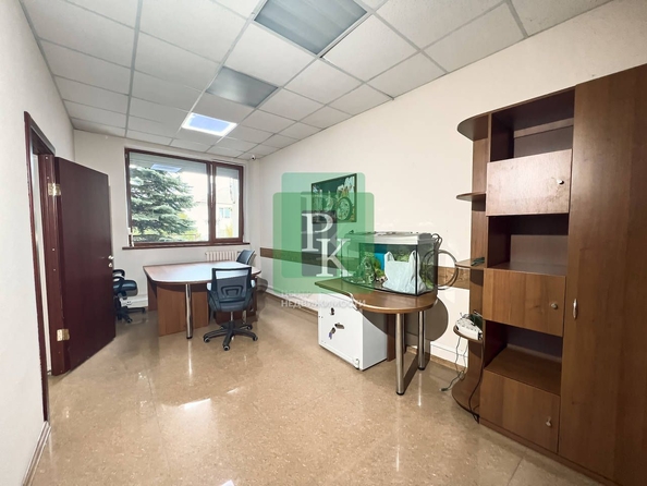 
  Сдается офис 201.5 м². Фото 11.
