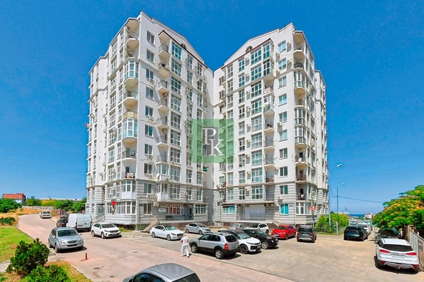 
  Продается 3-комн. квартира 128 м². Фото 1.