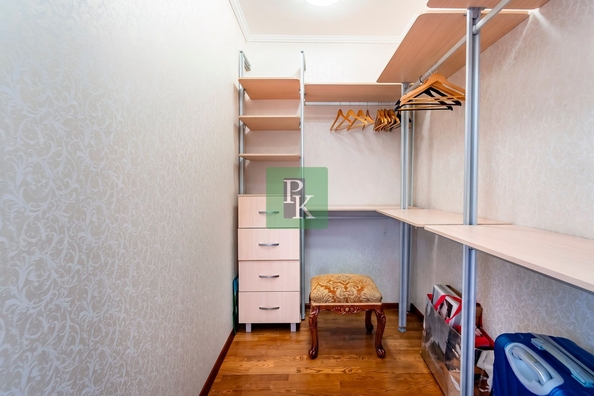 
  Продается 4-комн. квартира 170.5 м². Фото 46.