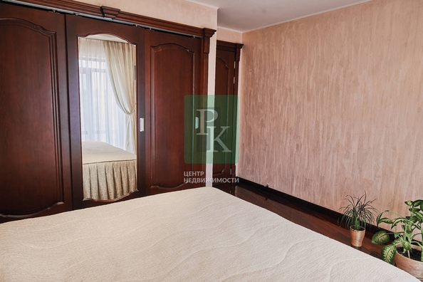 
  Продается 4-комн. квартира 233 м². Фото 28.