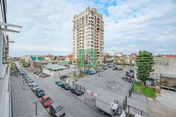 
  Продается 3-комн. квартира 129.4 м². Фото 37.