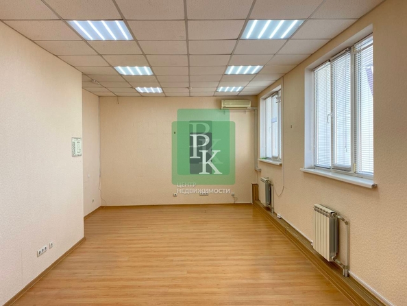 
  Сдается офис 31.5 м². Фото 11.