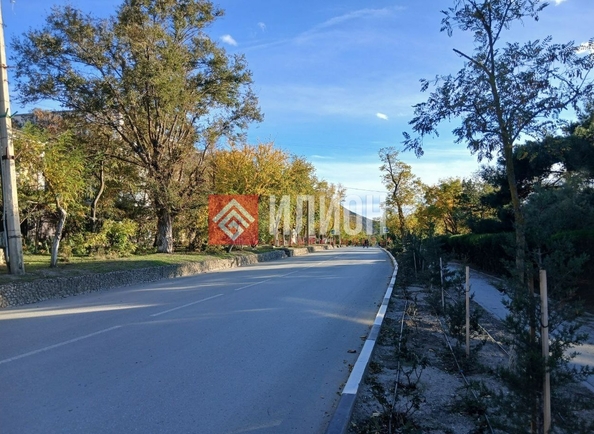 
  Продается земельный участок 1.8 сотка. Фото 6.