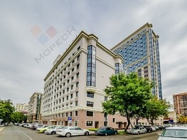 Продается 3-комнатная квартира Строителей ул, 151  м², 25000000 рублей