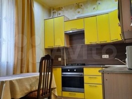 Продается 2-комнатная квартира Радужная ул, 46  м², 18000000 рублей