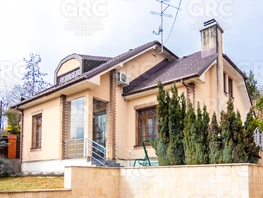 Продается Дом Калиновая ул, 240 м², участок 7 сот., 224000000 рублей
