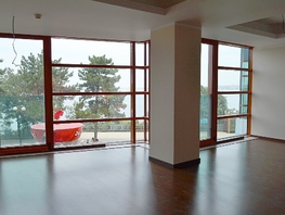 Продается 1-комнатная квартира Революции пр-кт, 121  м², 49651000 рублей
