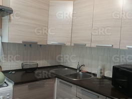 Продается 2-комнатная квартира Конституции СССР ул, 48 м², 15700000 рублей