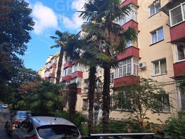 Продается 2-комнатная квартира Конституции СССР ул, 42  м², 17400000 рублей