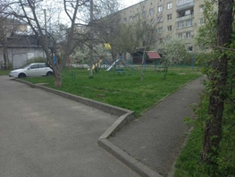 Продается 2-комнатная квартира Гвардейский проезд, 52 м², 3000000 рублей