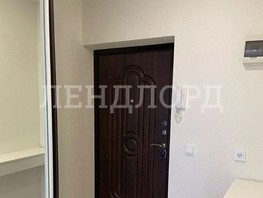 Продается 1-комнатная квартира Комарова б-р, 37  м², 4650000 рублей