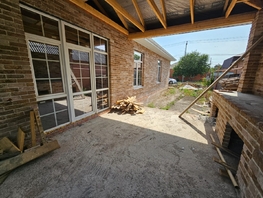 Продается Дом Мадояна ул, 130 м², участок 4 сот., 15000000 рублей