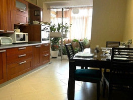 Продается 4-комнатная квартира Доломановский пер, 92.3 м², 16000000 рублей