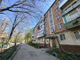 Продается 2-комнатная квартира 40-летия Победы пр-кт, 47 м², 3700000 рублей