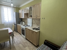 Продается 1-комнатная квартира Батуринская ул, 38 м², 4600000 рублей